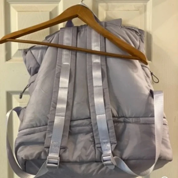 Blogilates Ultimate Athletic Trainer Backpack - PURPLE - Picture 2 of 5